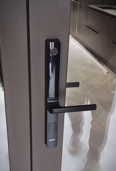 ЭЛЕКТРОННЫЙ ЗАМОК Sanyo U100 TTLock